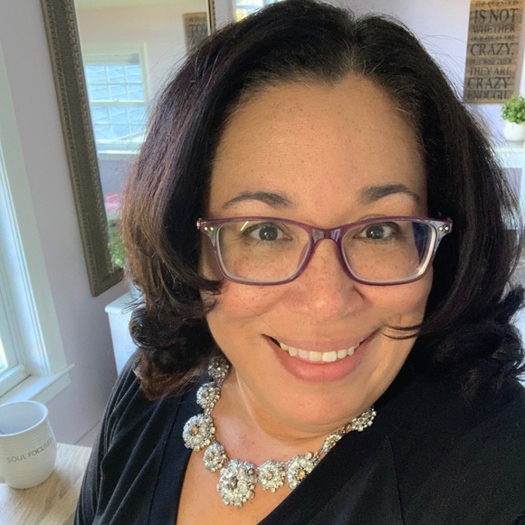 Meet your Posher, Delpha - Picture 2 of 2